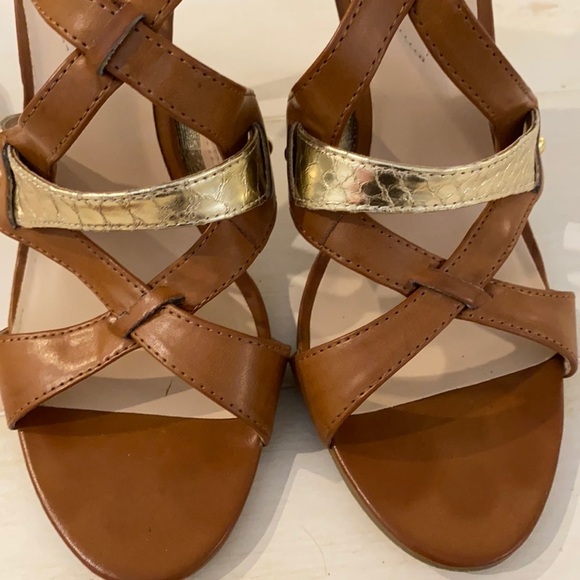Guess Sandals - Picture 2 of 4